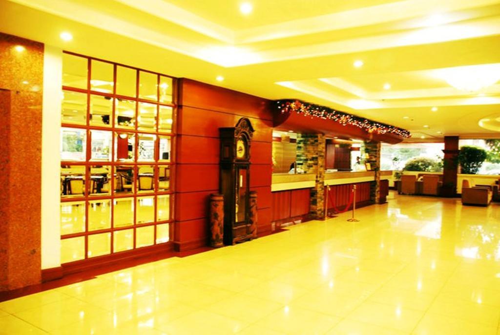 Grand Regal Hotel 巴科洛德 外观 照片
