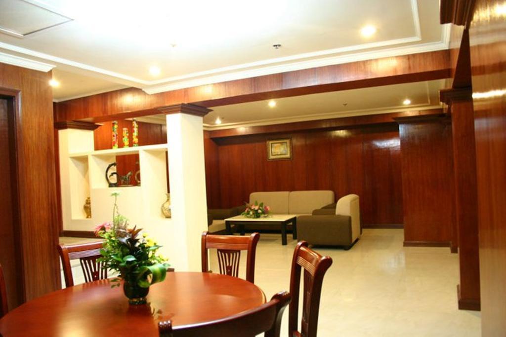 Grand Regal Hotel 巴科洛德 外观 照片